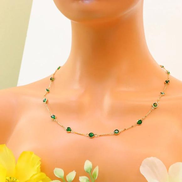 Minimalist Necklace, Sleek & Modern Design, Women’s Fashion, YC110455-N - Picture 5 of 10